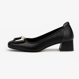 Elegante Buckle Pumps