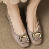 Elegante Buckle Pumps
