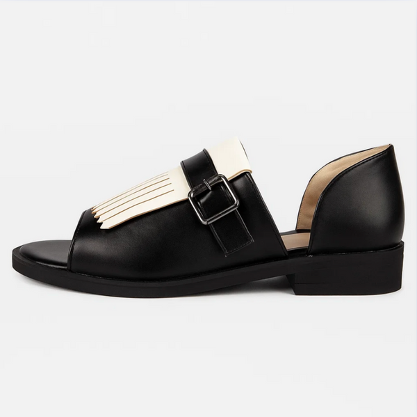 Urban Fringe Sandalen