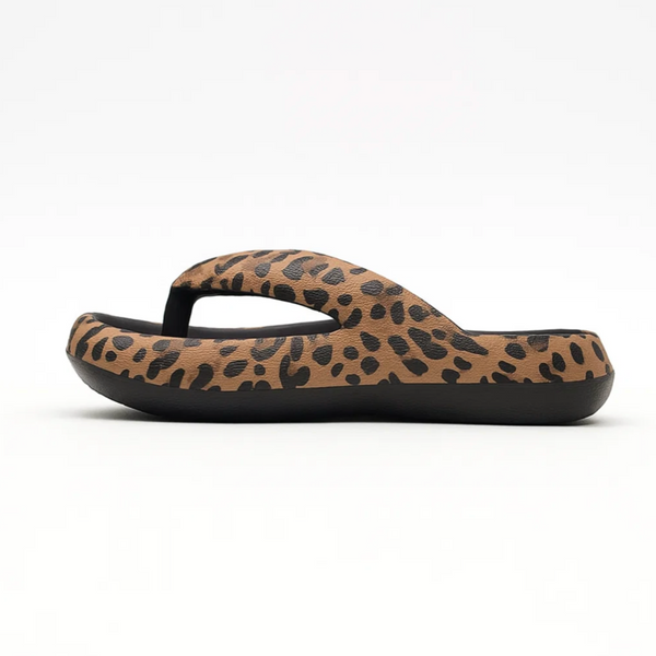 Roaria | Cloud Slippers