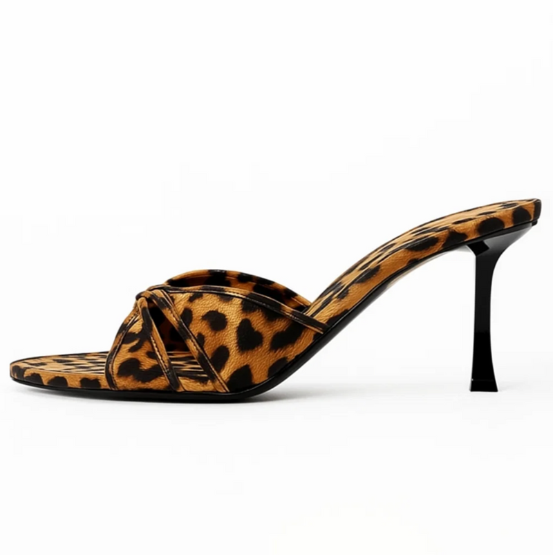 Roaria | Velvet Claw Heels